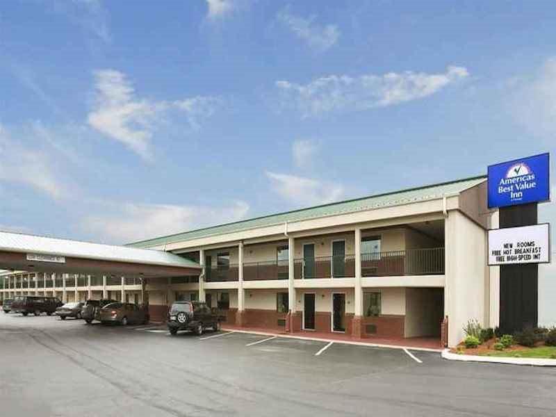 Quality Inn Lawrenceburg Exterior photo