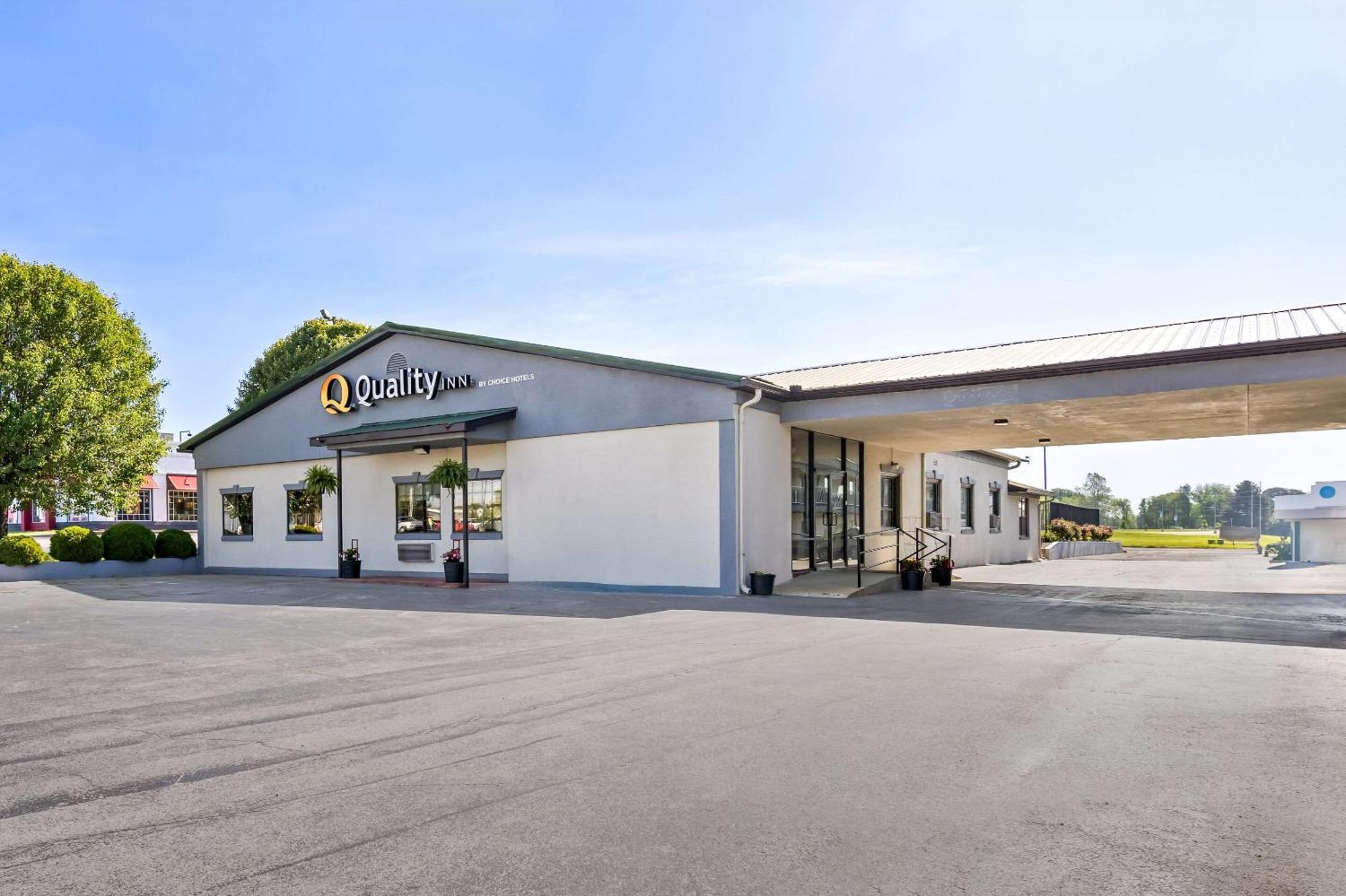 Quality Inn Lawrenceburg Exterior photo